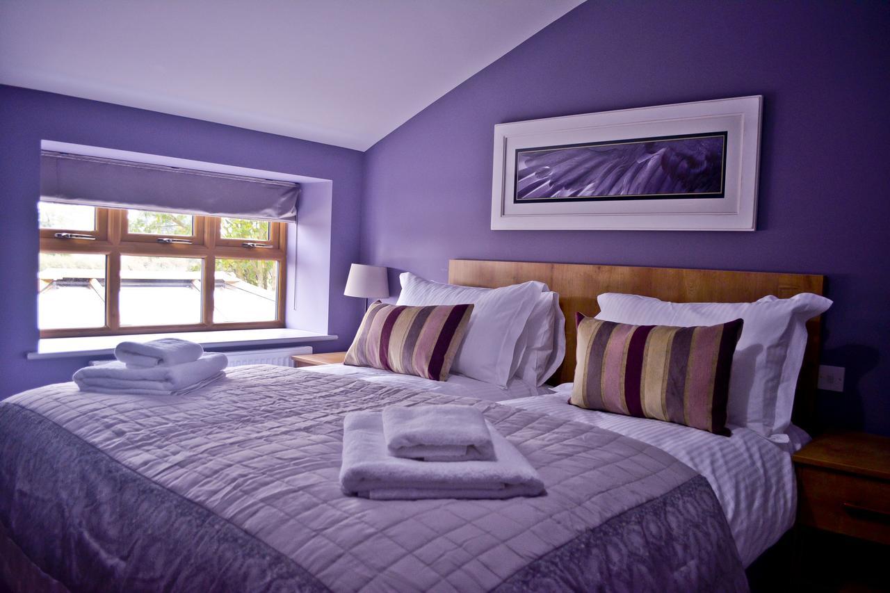 The Ugly Duckling Bed & Breakfast Telford Exterior photo