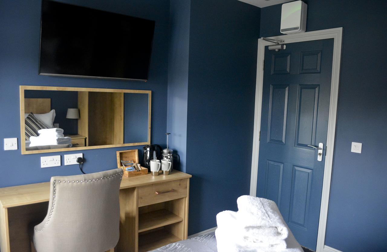 The Ugly Duckling Bed & Breakfast Telford Exterior photo