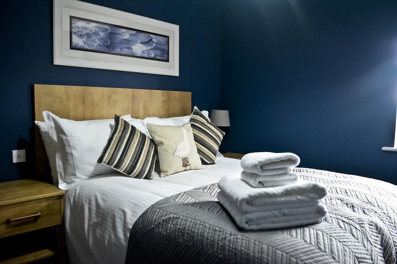 The Ugly Duckling Bed & Breakfast Telford Exterior photo