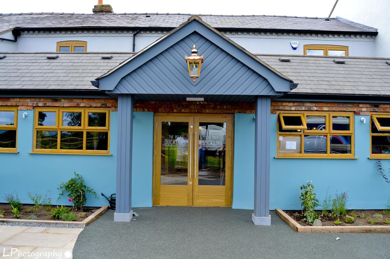 The Ugly Duckling Bed & Breakfast Telford Exterior photo
